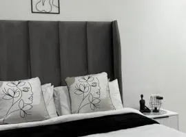 HMT Luxury Holiday Apartment