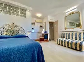 Giovanni Rooms Manarola