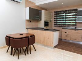 Crystal Palm Hotels, hotel en Accra