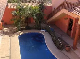 LA CRUZ VILLA and APARTMENT