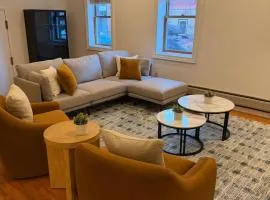 016- Spacious&Comfortable 2B2B 20 Min to NYC