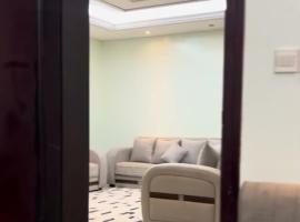 فندق وشقق غلاديلاس, hotel em ‘Aţţān