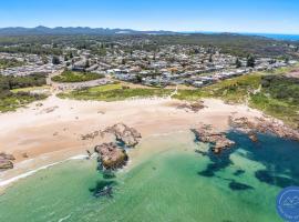 Absolute Birubi Beachfront - Luxury Ocean-View Escape, hotel in Anna Bay