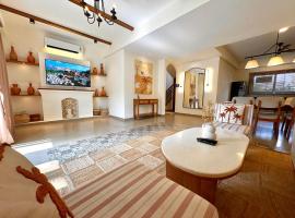 Stylish 3BHK Villa with Pvt Pool - Centrally located, viešbutis mieste Pilerne