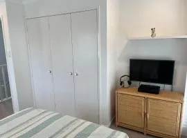 Raffertys Resort Lakeside Terrace Plus 4 Star