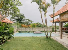 Tropical Villa Indah - Private Jungle Oasis with Pool & Views