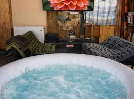 Cozy RV Oasis Farm Stay with Hot Tub Free WiFi and Coffee 5 Min to Adventist Health and Redbud Park