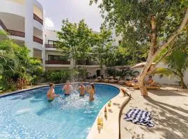La Veleta Hotel - Tulum Vibes - Pool View