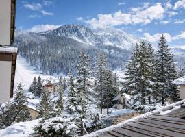 Appartamento Quota 1800 - Happy Rentals, hotel in Claviere