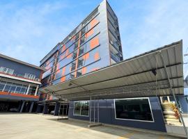 Family Hotel Khon Kaen - แฟมิลี่ โฮเทล ขอนแก่น, hotel a Khon Kaen