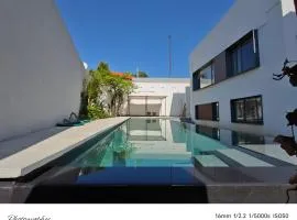 Moderninfluence - Aparthotel