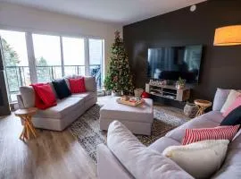 211 - Bright Condo - Pool and Cozy Atmosphere