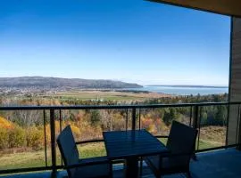 302 - Full View - See Look Admire - Pool & Gym