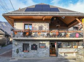 Le Chat De Lamartine - Clim Parking, hotel a Saint-Pierre-dʼAlbigny