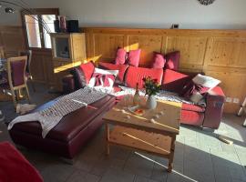 Panorama-Chalet Unterbach, chalet in Hinwil