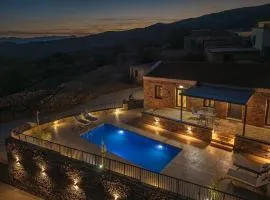 To Petrino Stone Mountain Retreat with Private Pool