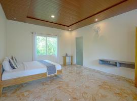 Tropica Resort, hotel u gradu Aldūr