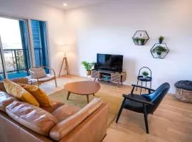 309 - Luxury Condo - Spectacular View & Pool