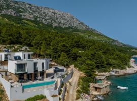 Modern villa Mare at sea in Peljesac, hotel a Trstenik