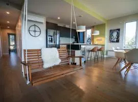 311 - Luxury Condo The 5 Senses - View Pool & EV