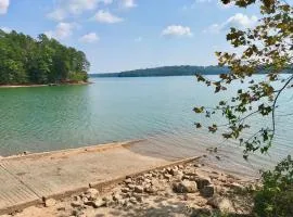 Bungalow by the lake