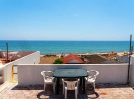 Blife Troya private rooms at Faro beach, hotelli Farossa