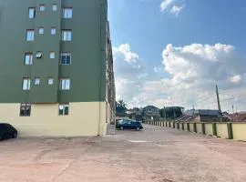 Val and Vel Luxury Home Kyebando