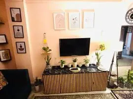 Private Room 2 with elegant living with balcony