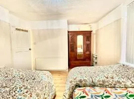 3Bedroom entire house in Stockport Town Manchester