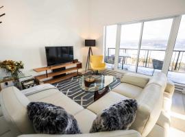 401 - High-End Condo - Incredible View and Pool, acomoda&ccedil;&atilde;o em condom&iacute;nio em Baie-Saint-Paul