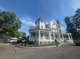 Parkway House Goshen Bed And Breakfast Suite 4