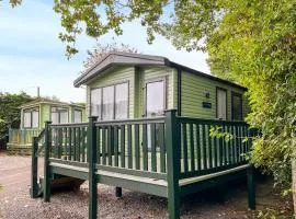 The Shawl Retreat - Uk50457