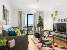 Central Liverpool Baltic Apartment Sleeps 7