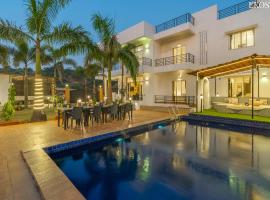 EKO STAY - Octagon Farms Villa, hotel di Lonavala