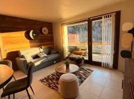 SixT Lodge