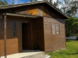 Casa no Centro Balneário Pinhal, מלון בפינאל