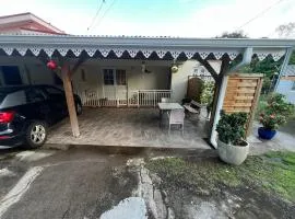 Appartement charmant à Le François, 80 m², vue sur jardin