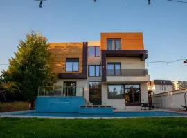 Villa with Pool Bragadiru