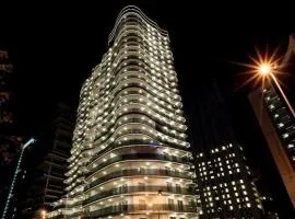 Luxurious 2 Bedrooms Apartment in DT Versace Tower