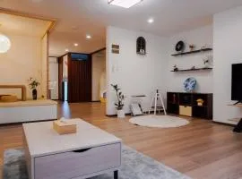 1-min to Station 4BR House for 12 Direct to Namba