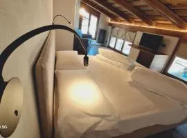 La Corte del Glicine