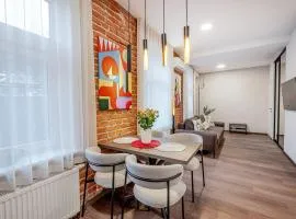 Center Gallery Apartment