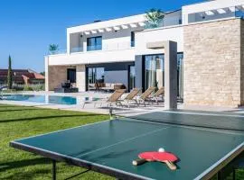 Villa Asmoa by Villas Guide