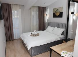 Kremelo Hotel, hotel in Berat