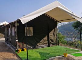 My New Life Yoga Retreat Center, hotel i Narendranagar