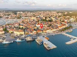 Luxurious Apartment In Biograd With Wifi