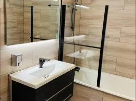 Studio moderne avec terrasse à 5 min de Honfleur parking et piscine