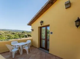 Cozy studio with shared pool