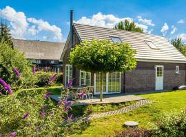 Camping 2000 - Vakantiewoning XL، فندق في Osečná