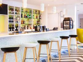 ibis Styles London Heathrow Airport, &xi;&epsilon;&nu;&omicron;&delta;&omicron;&chi;&epsilon;ί&omicron; &kappa;&omicron;&nu;&tau;ά &sigma;&tau;&omicron; &Alpha;&epsilon;&rho;&omicron;&delta;&rho;ό&mu;&iota;&omicron; &Chi;ί&theta;&rho;&omicron;&omicron;&upsilon; &Lambda;&omicron;&nu;&delta;ί&nu;&omicron;&upsilon; - LHR, 